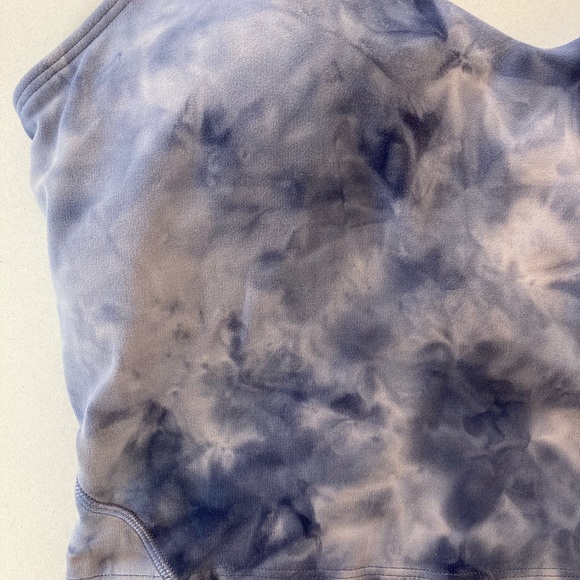 💢SOLD💢Align Tank, Diamond Dye NWT - Picture 4 of 7
